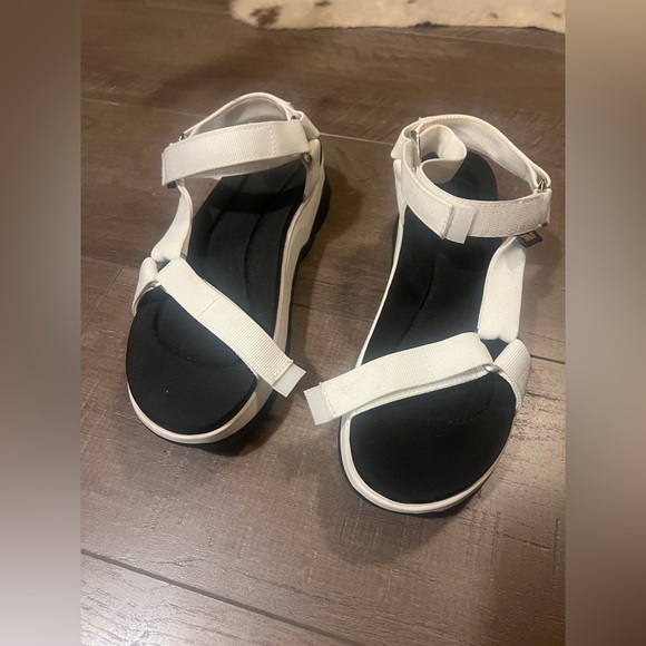 Teva Jadito Universal Comfort Sandal - Picture 11 of 11